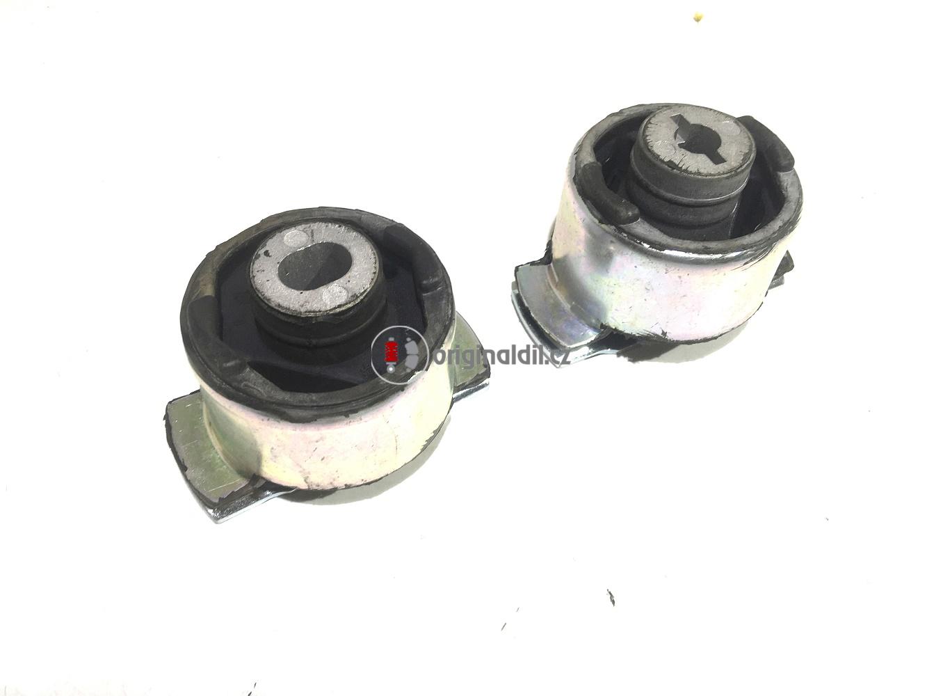 RENAULT Uložení zadní nápravy sada OE 52055649