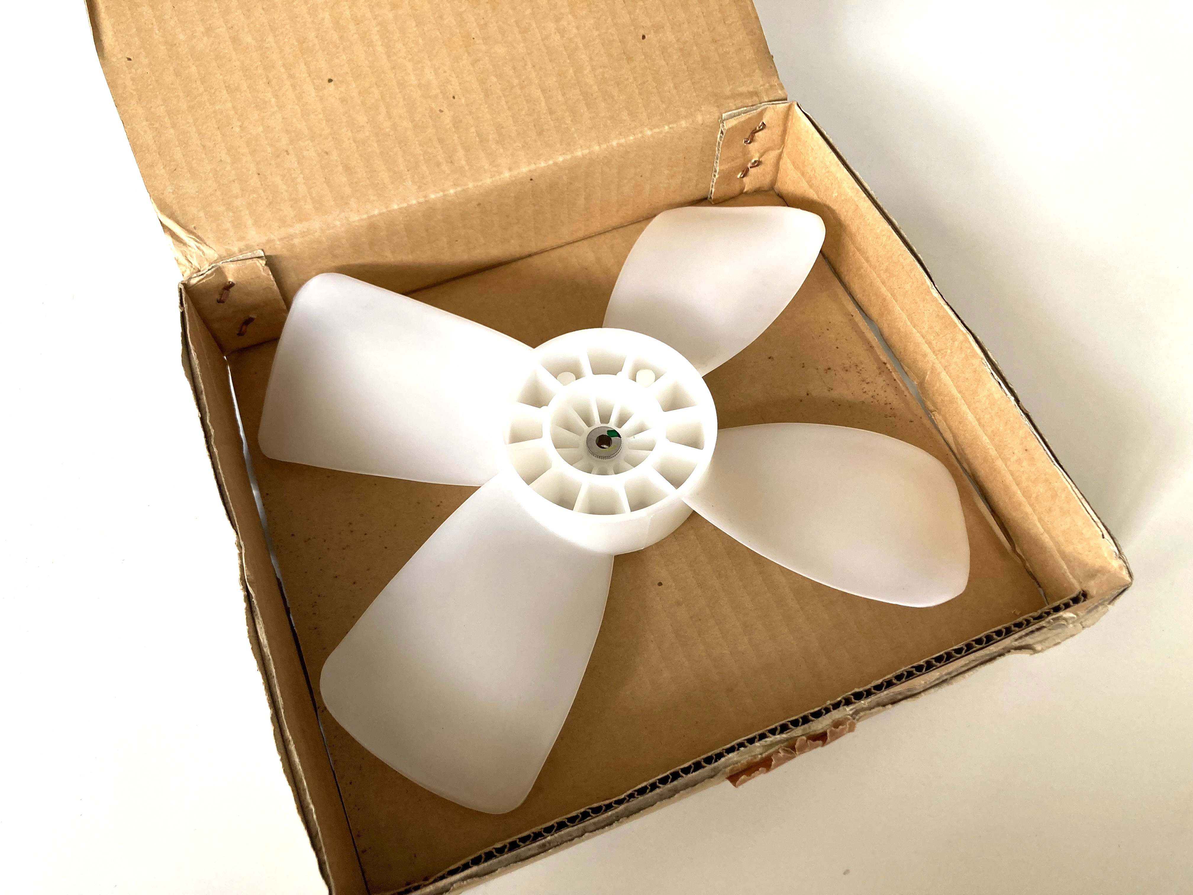 Daihatsu Vrtule ventilátoru chladiče Originál (OE: 1669087712)