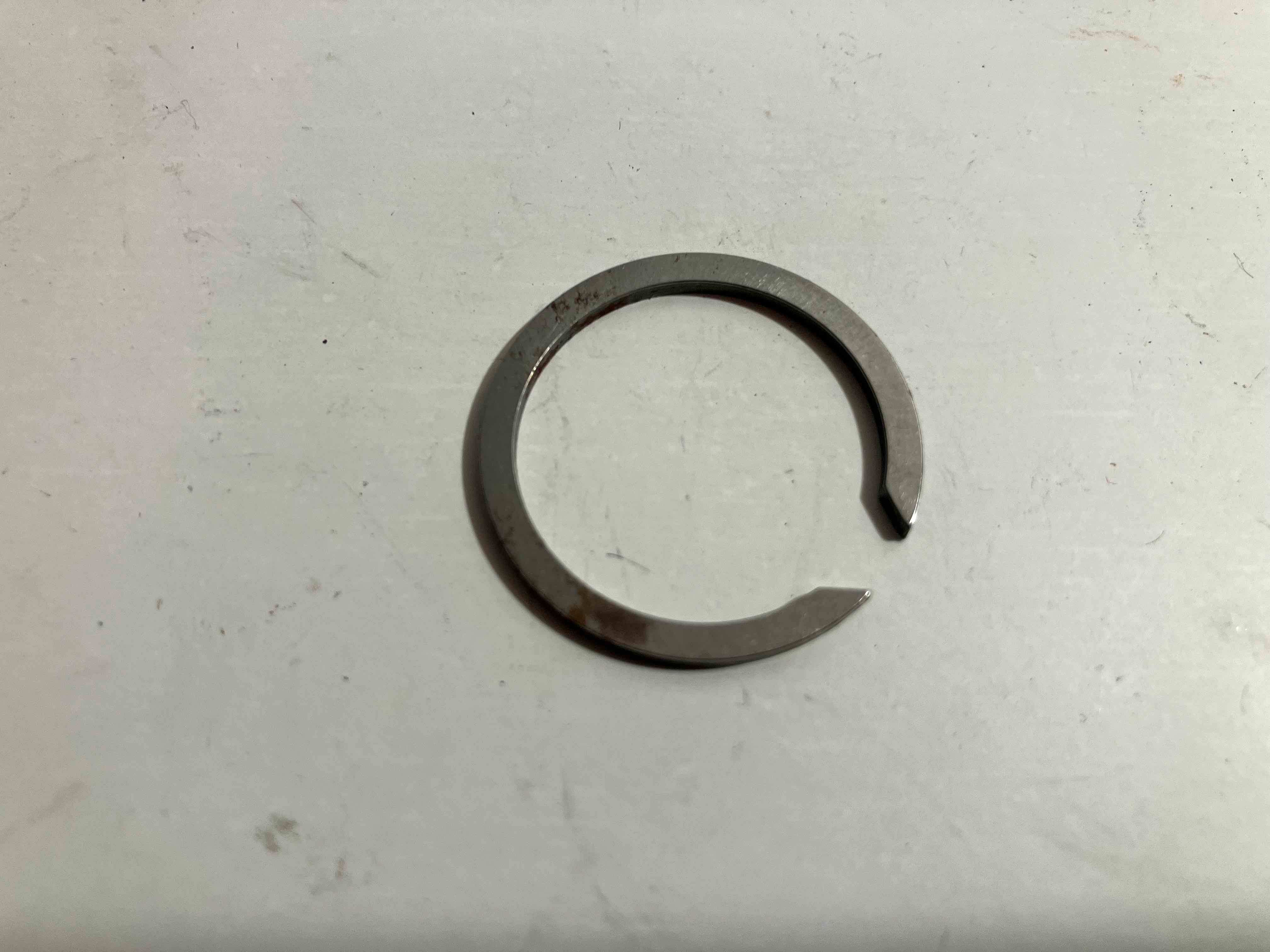 Toyota kroužek OBH311321 original