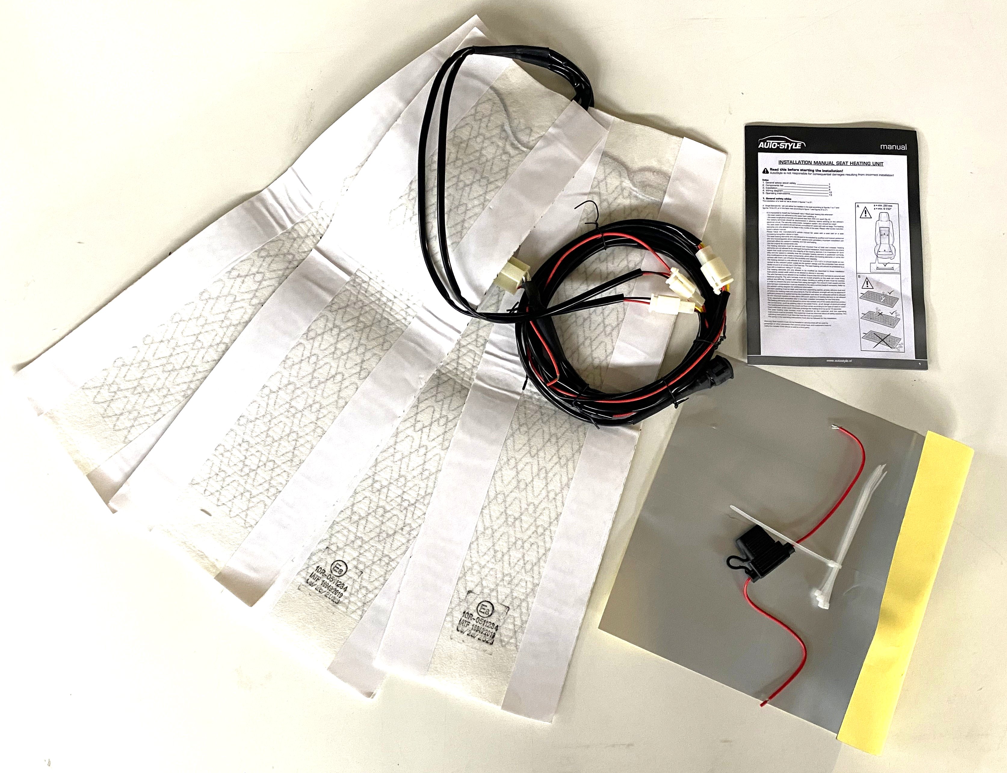 AUTOSTYLE Univerzální sada vyhřívání sedadel (uhlíková vlákna)  EUST148